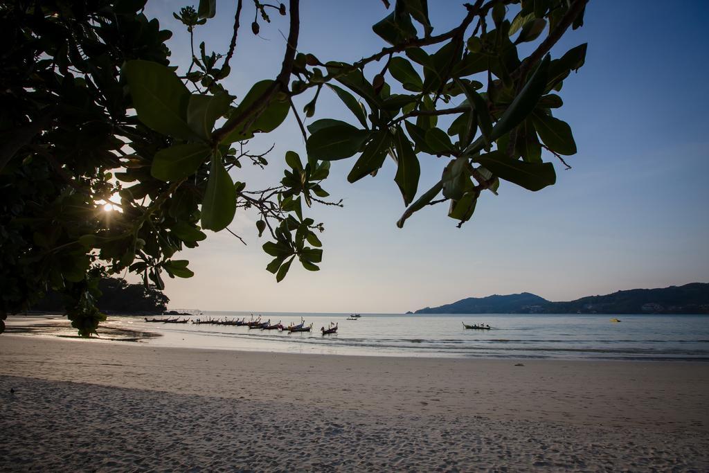 Patong Swiss Hotel Beach Front Phuket Zewnętrze zdjęcie