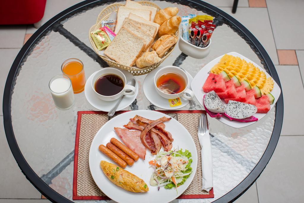 Patong Swiss Hotel Beach Front Phuket Zewnętrze zdjęcie