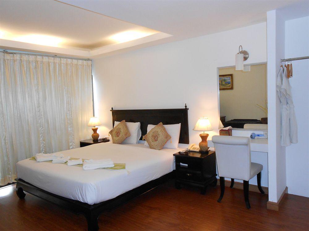 Patong Swiss Hotel Beach Front Phuket Zewnętrze zdjęcie